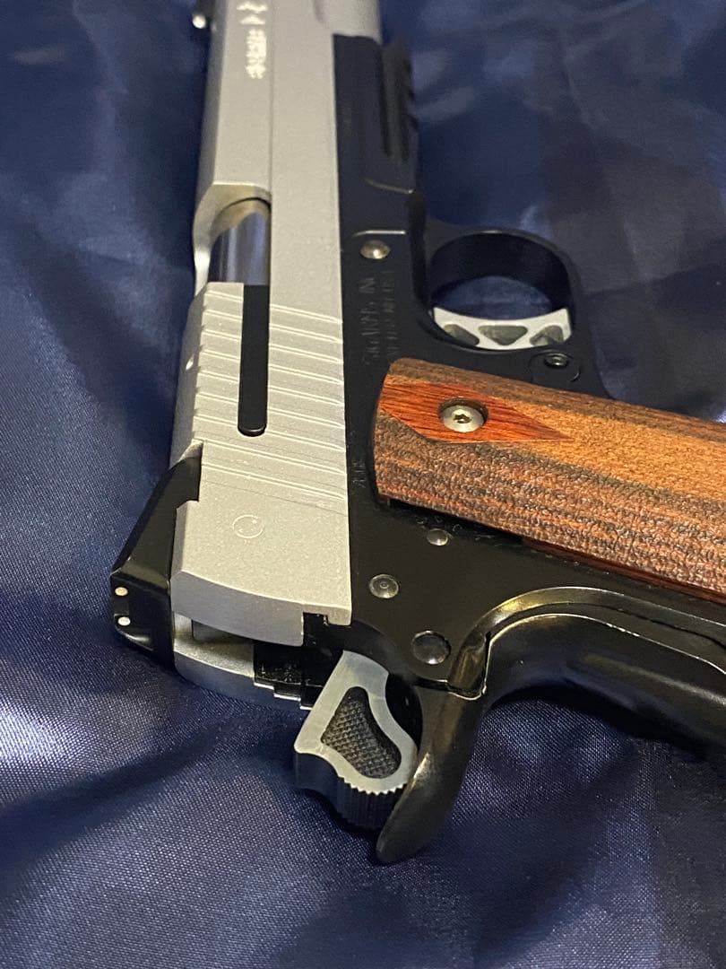ウエスタンアームズ　WA SCW SIG GSR ガスブロ実ウッドグリップ付き