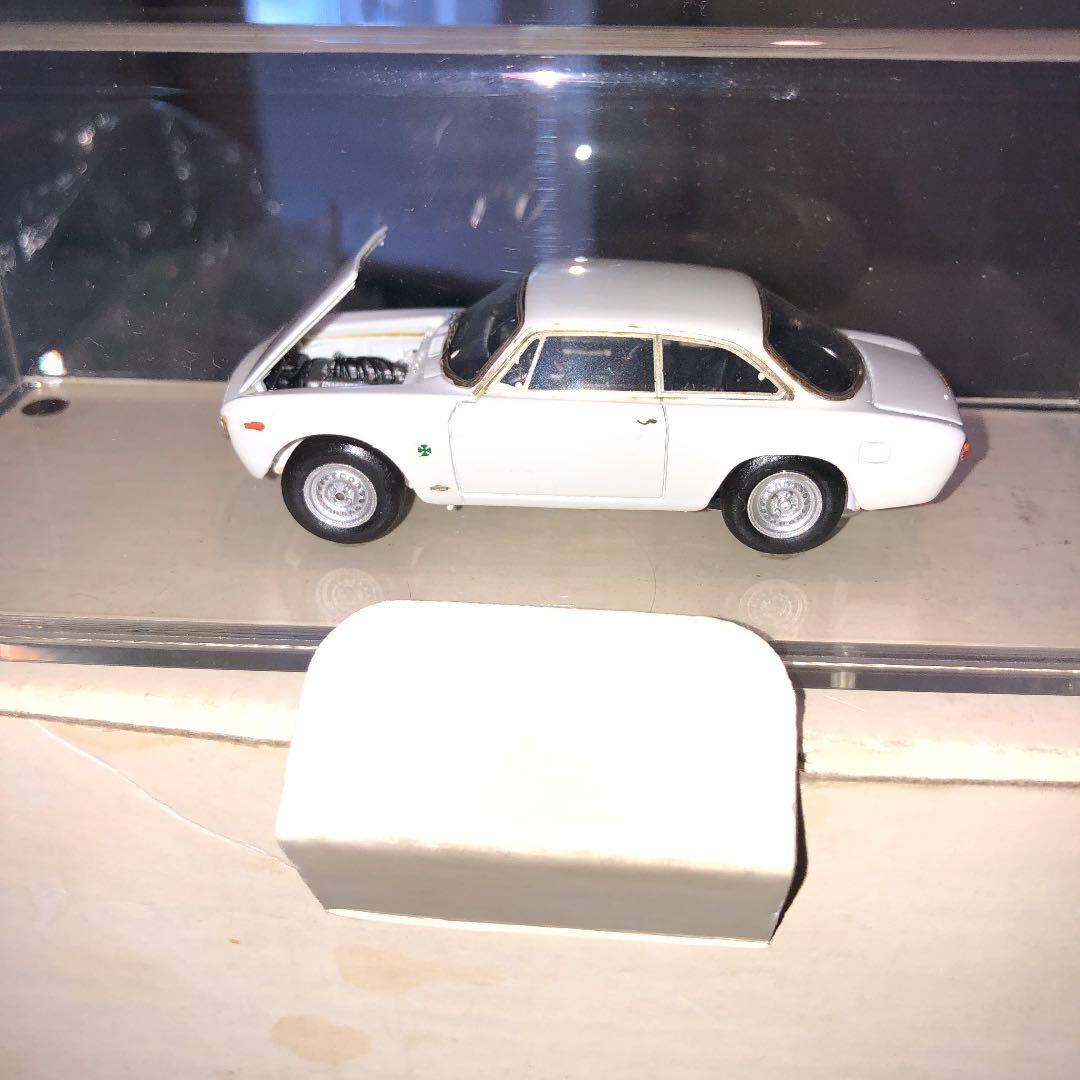 アルファロメオジュリアスプリントGTAストラダーレ