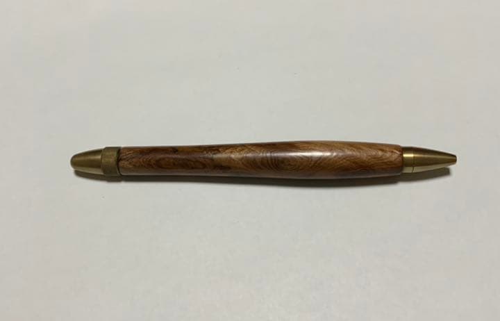 木軸ボールペン　屋久杉　光明杢