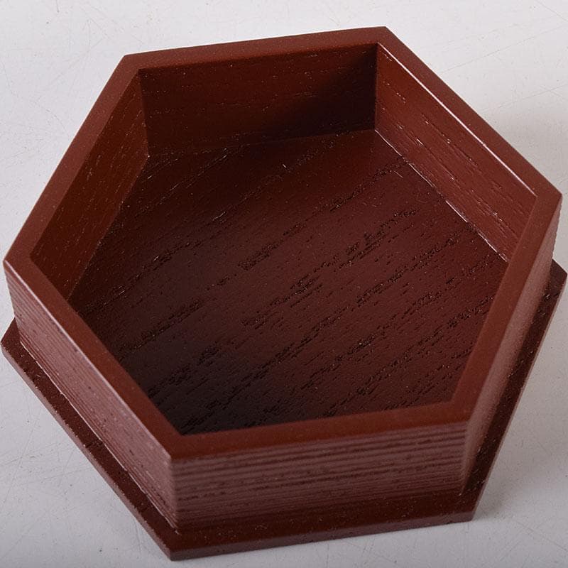 茶道具　哲公房　中村宗哲作　溜塗　寿字　六角香合　而妙斎花押有　共箱　C7749