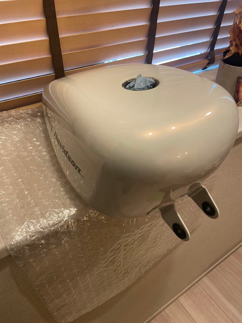 スポーツスター純正ガソリンタンク