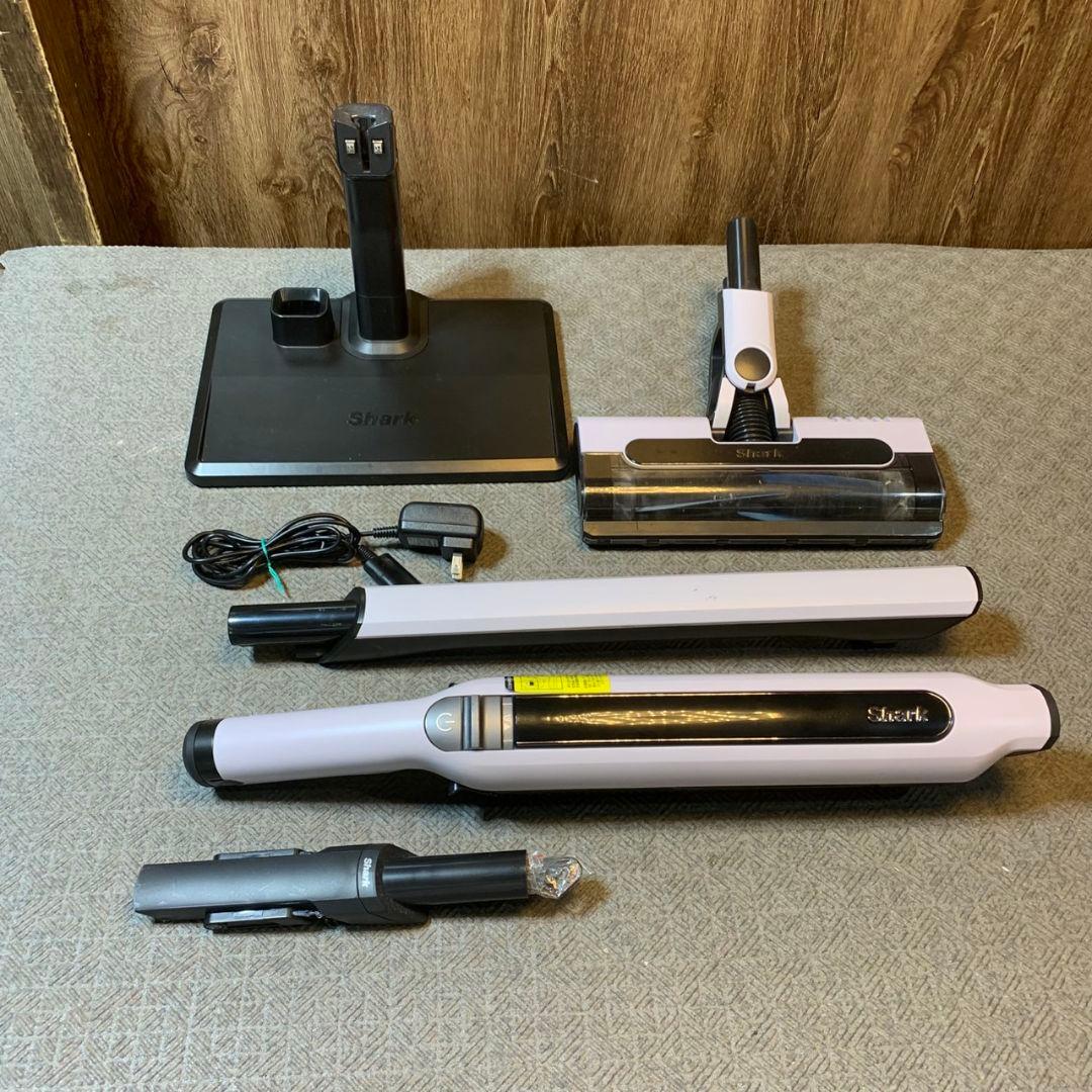 I072 Shark CS300JWH コードレスクリーナー 掃除機