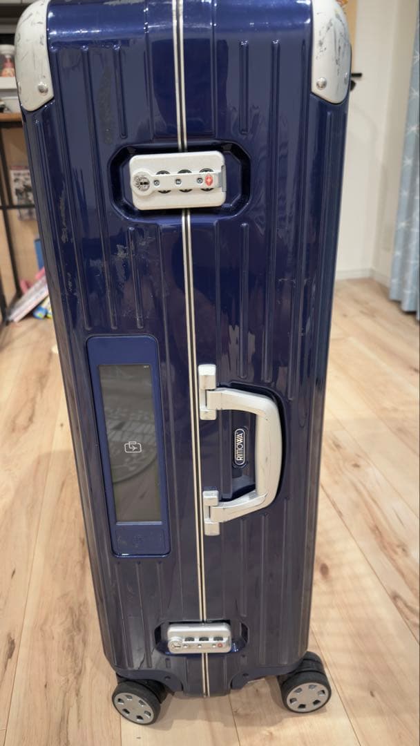 RIMOWA ネイビーキャリーケース