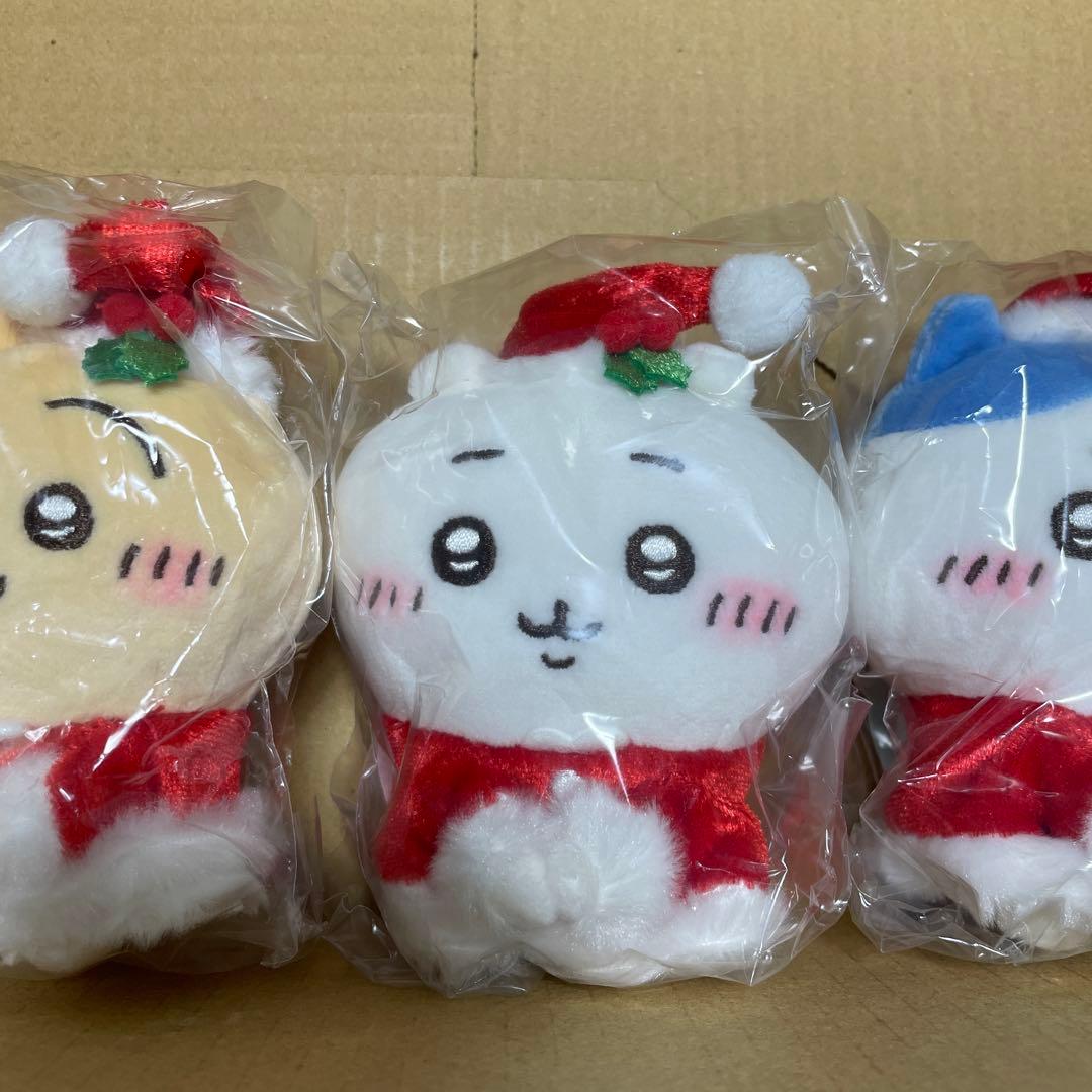 ちいかわ サンタさんだ！持ちますマスコット 3種セット
