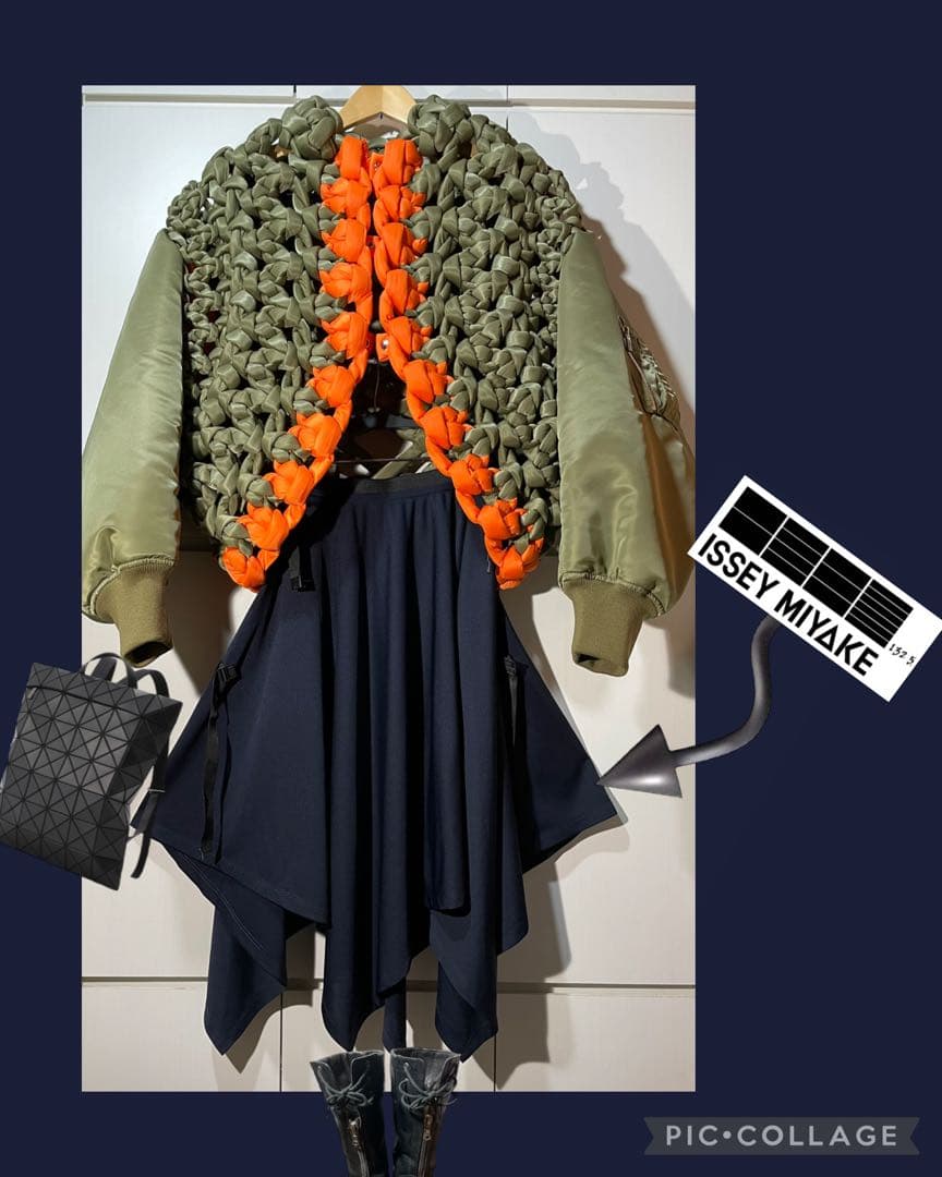 イッセイミヤケ 1325 スカート ネイビー ISSEY MIYAKE