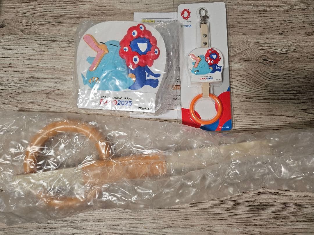 【新品】ミャクミャク イコちゃん 万博 つり革 レプリカ キーホルダー
