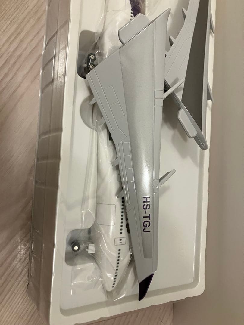 SKY MARKS タイ国際航空B747-400 1/200