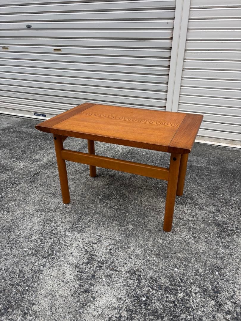 コスガ　サイドテーブル　ヴィンテージ　ローテーブル　ナイトテーブル