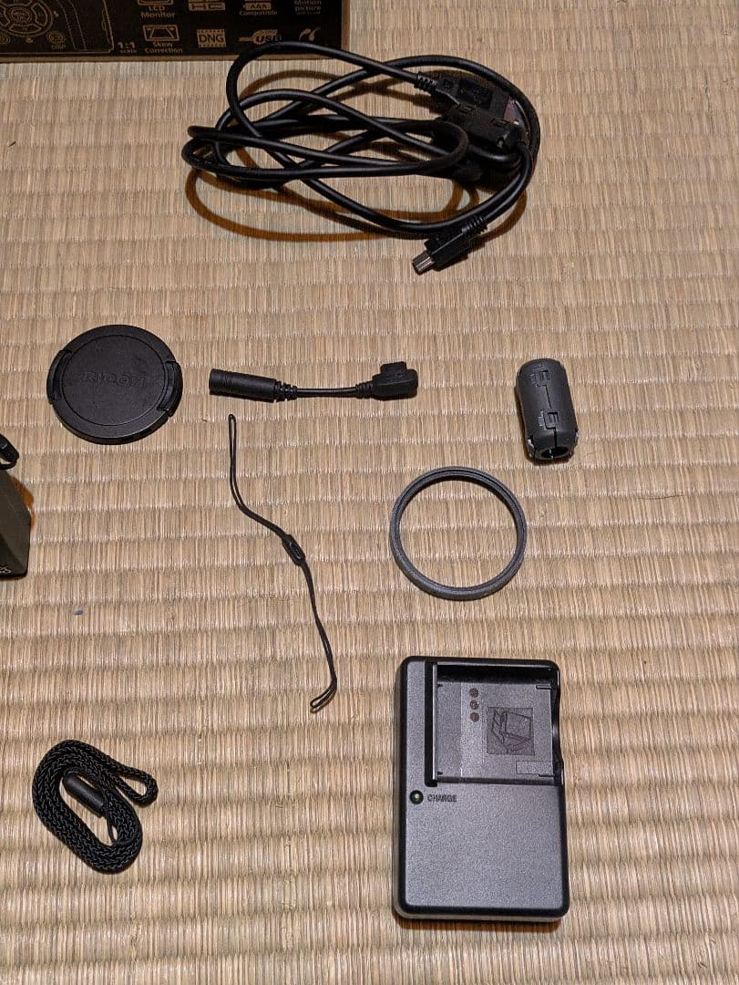 RICOH Caplio GX100　リコー