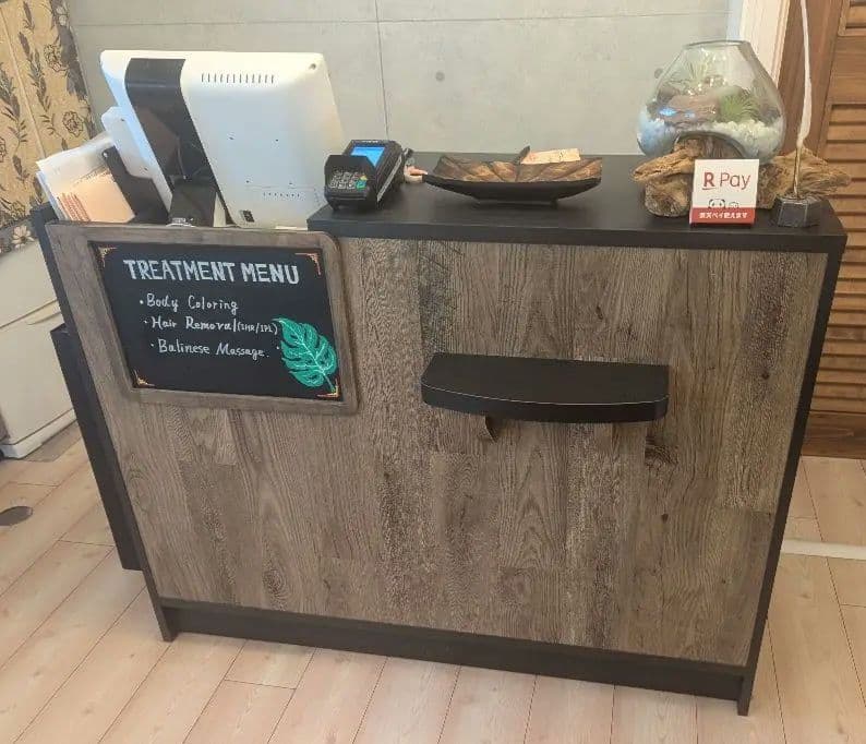 ウォールナット柄受付カウンター ダークブラウン幅117.5cm