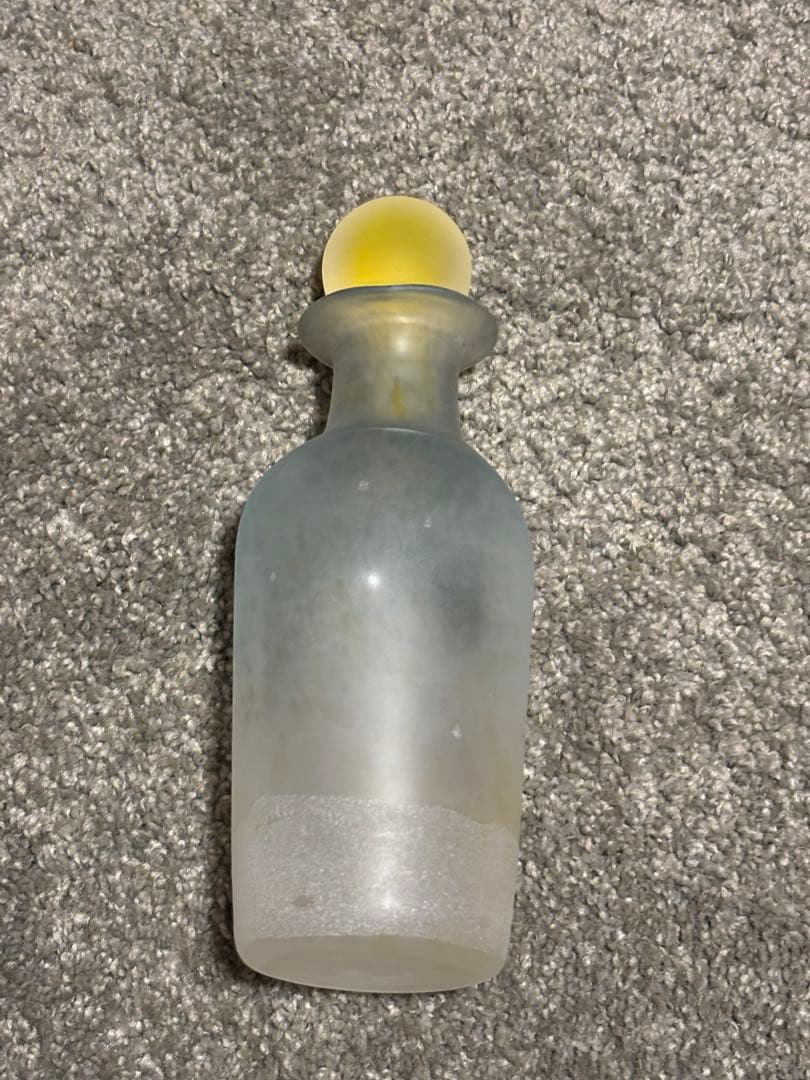 鈴木伊美　ボトル　月