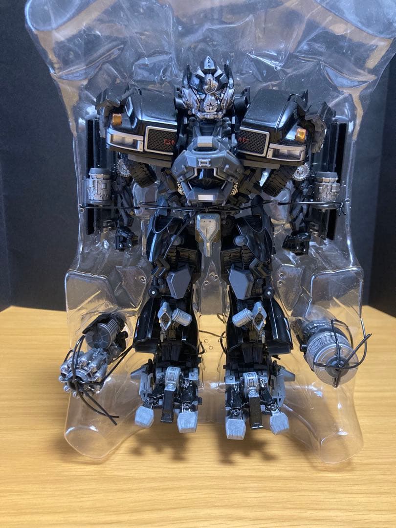 トランスフォーマー　マスターピース　MPM-06 アイアンハイド