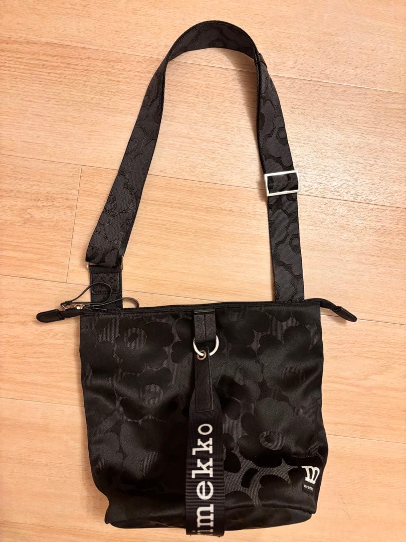 marimekko マリメッコCarry All Unikko ショルダーバッグ