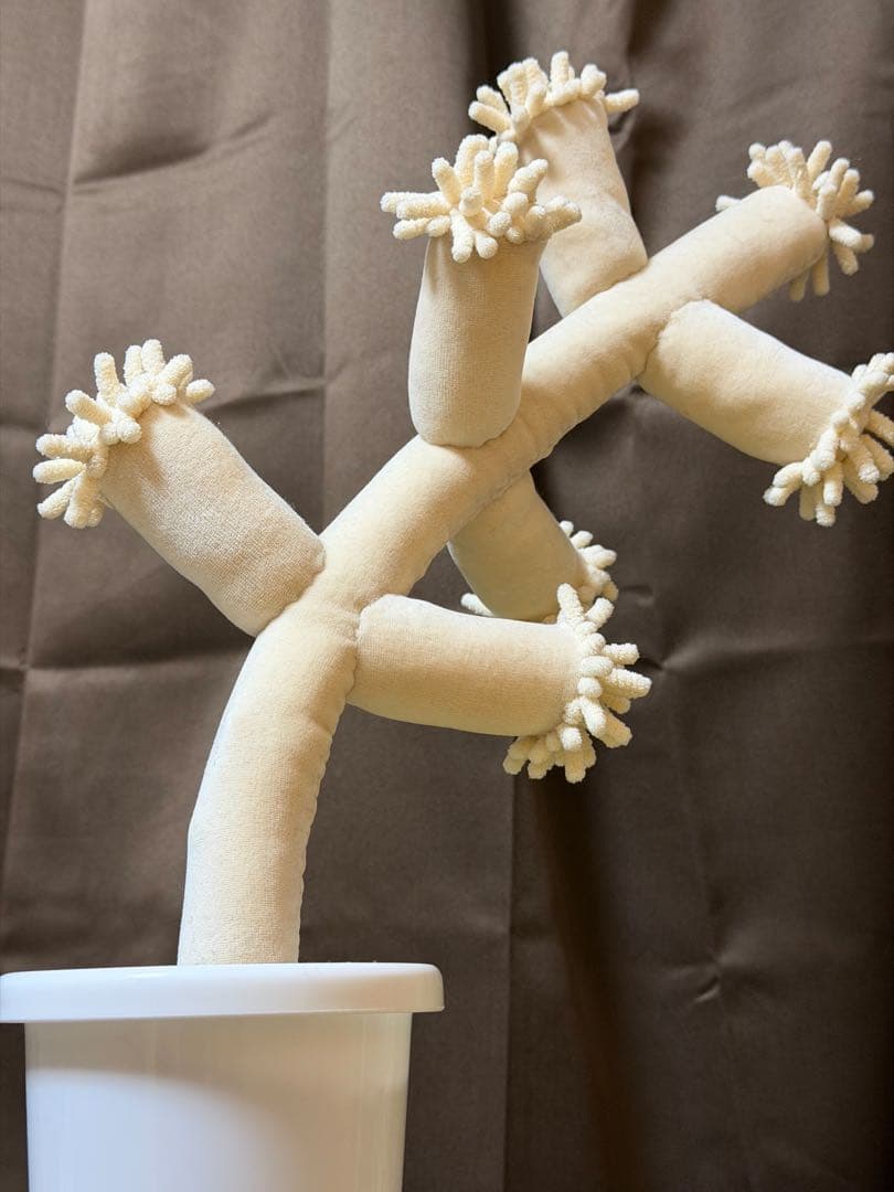 KASUMI OOMINEさん 鉢植えぬいぐるみ