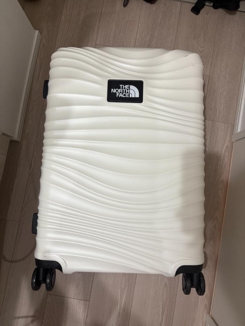 THE NORTH FACE 24インチ キャリーケース 新品 白