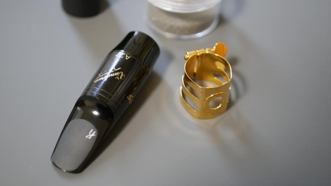 アルトサックス用マウスピース　ヴァンドレンV5【A27】と石森リガチャーセット