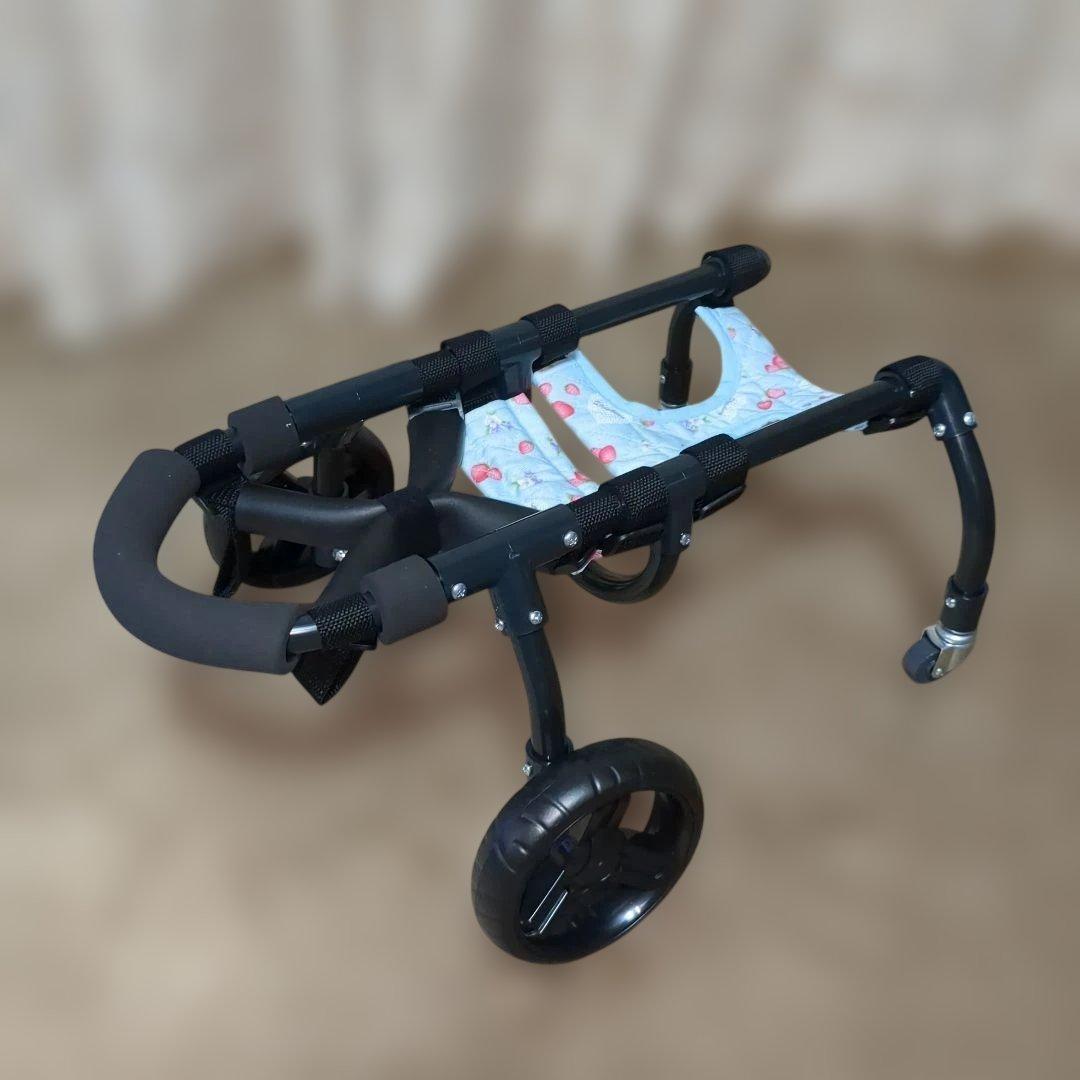 ワンちゃん4輪　リハビリ　食事補助　犬用車椅子　シニア犬介護　犬の歩行器