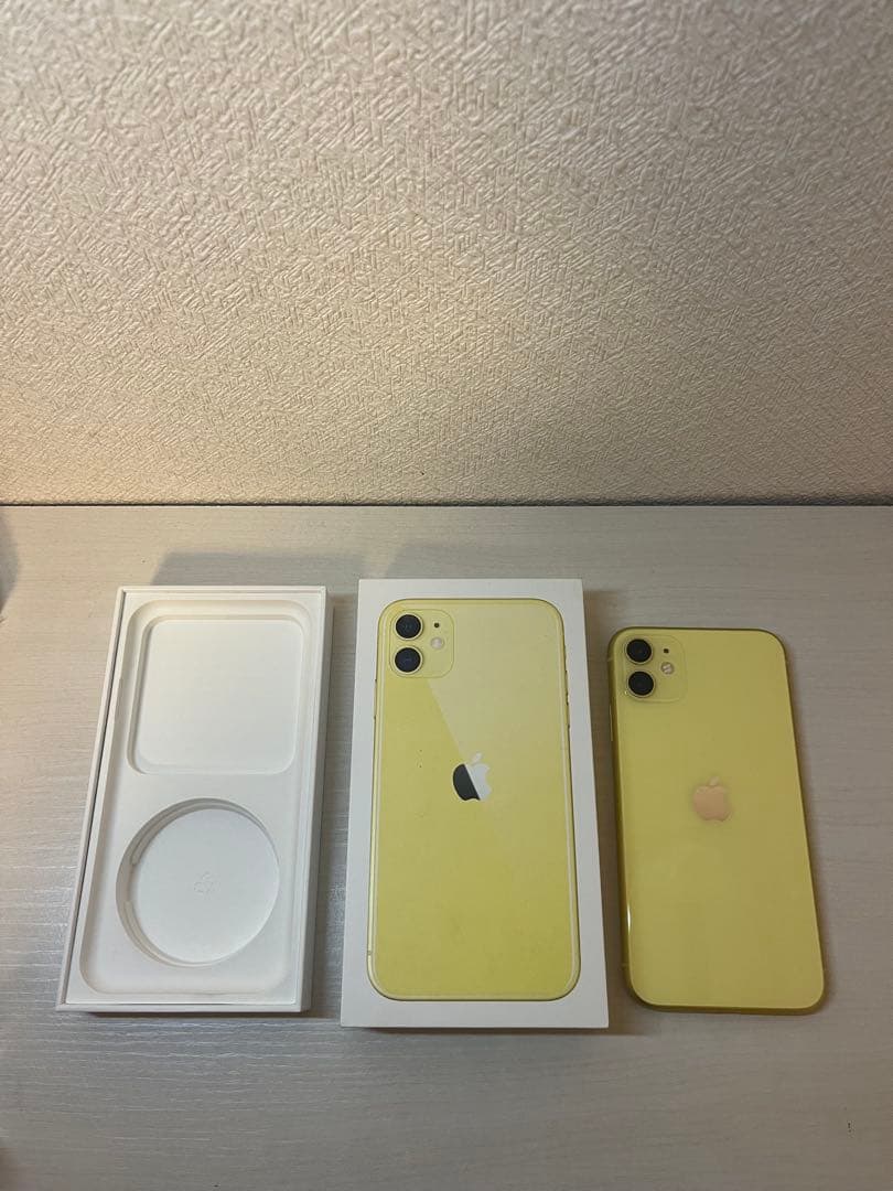 iPhone11イエロー