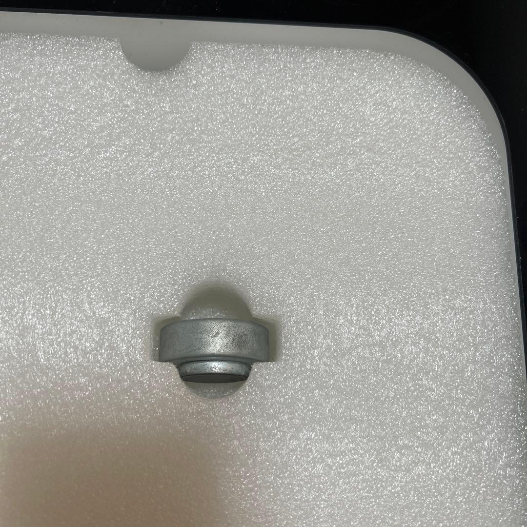 HYPELEV スニーカー展示　ディスプレイ　浮遊