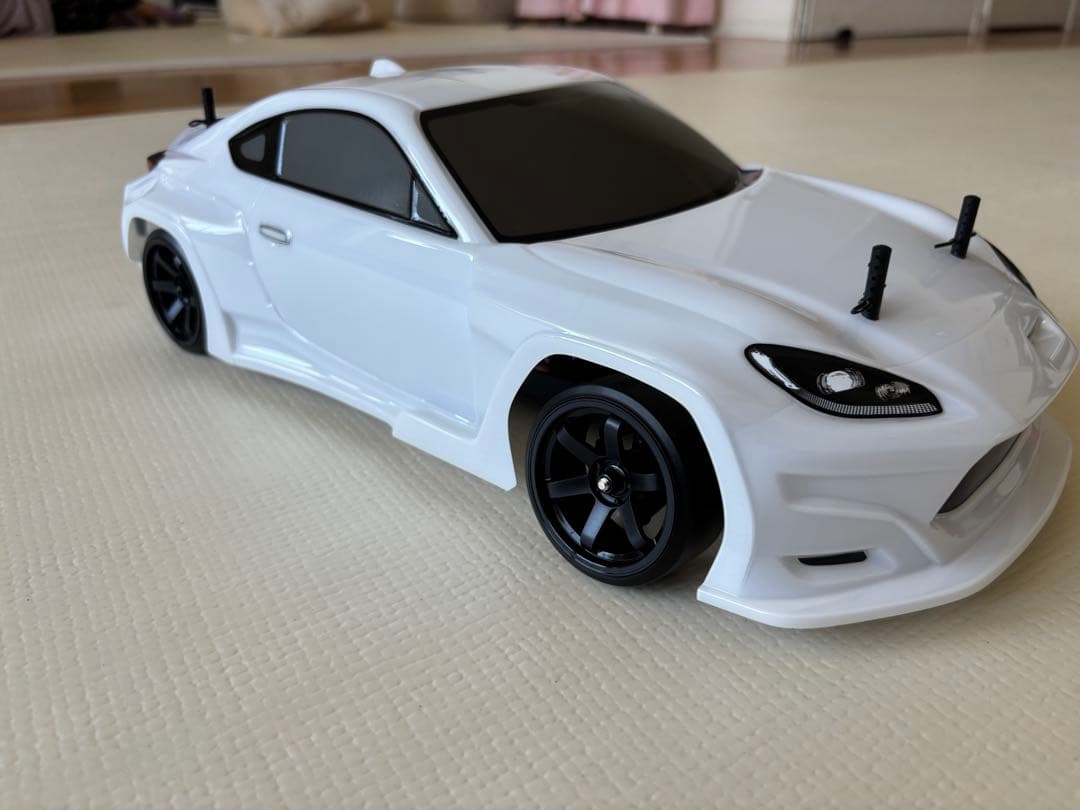 【送料込み‼️】ヨコモ　ドリフトパッケージ　PANDEM GR86(ホワイト)