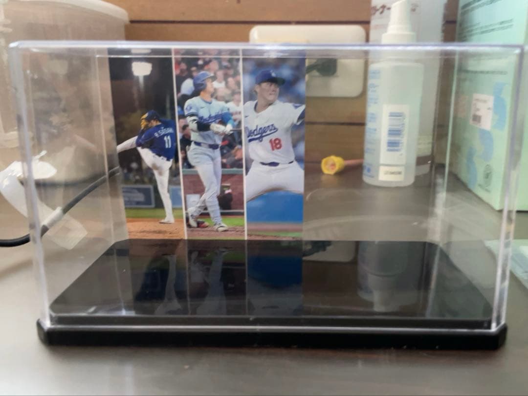 大谷翔平、山本由伸、佐々木朗希　直筆トリプルサインボール　ケース付