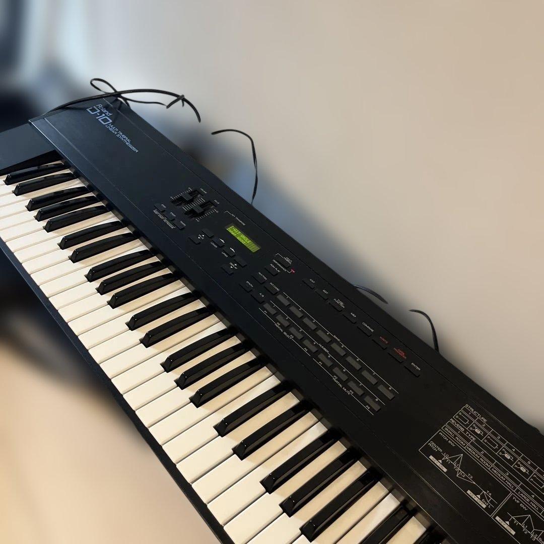 Roland D-10 ローランド シンセサイザー61鍵 マルチ キーボード