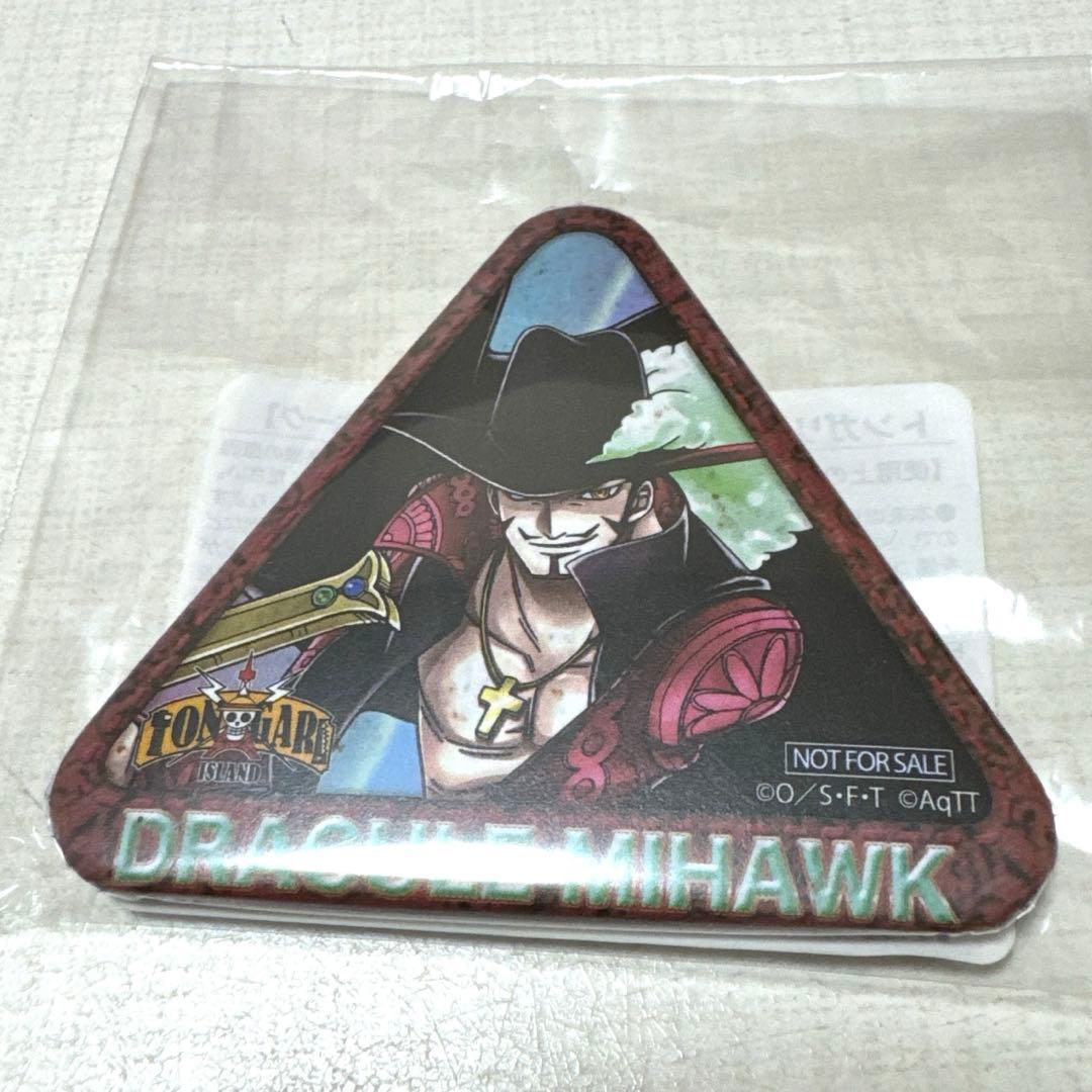 ワンピースタワー限定 トンガリ缶バッジ ジュラキュール・ミホーク 非売品 未開封