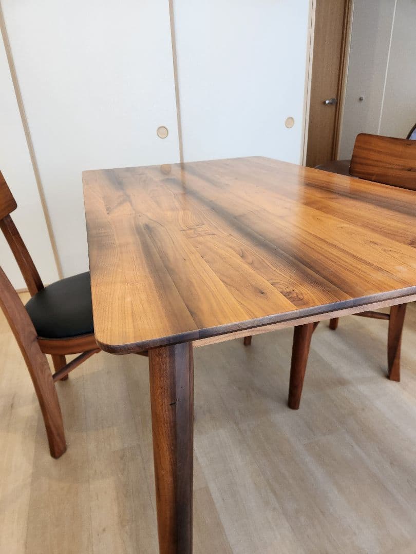 【引き取り限定　兵庫県西宮市】木製ダイニングテーブルと椅子2脚セット