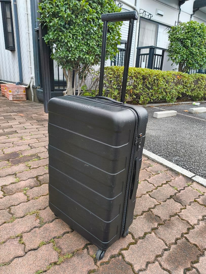 無印良品 ストッパー付き ハードキャリーケース 中型（60L） ブラック