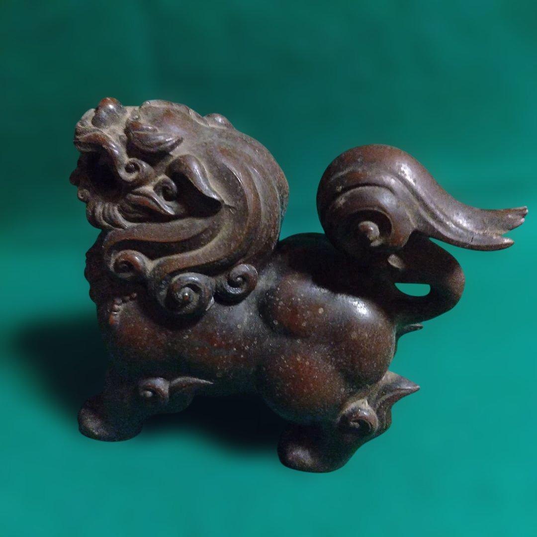 金属製獅子像 ダークブラウン 伝統工芸品　狛犬　香炉　高さは約16センチ