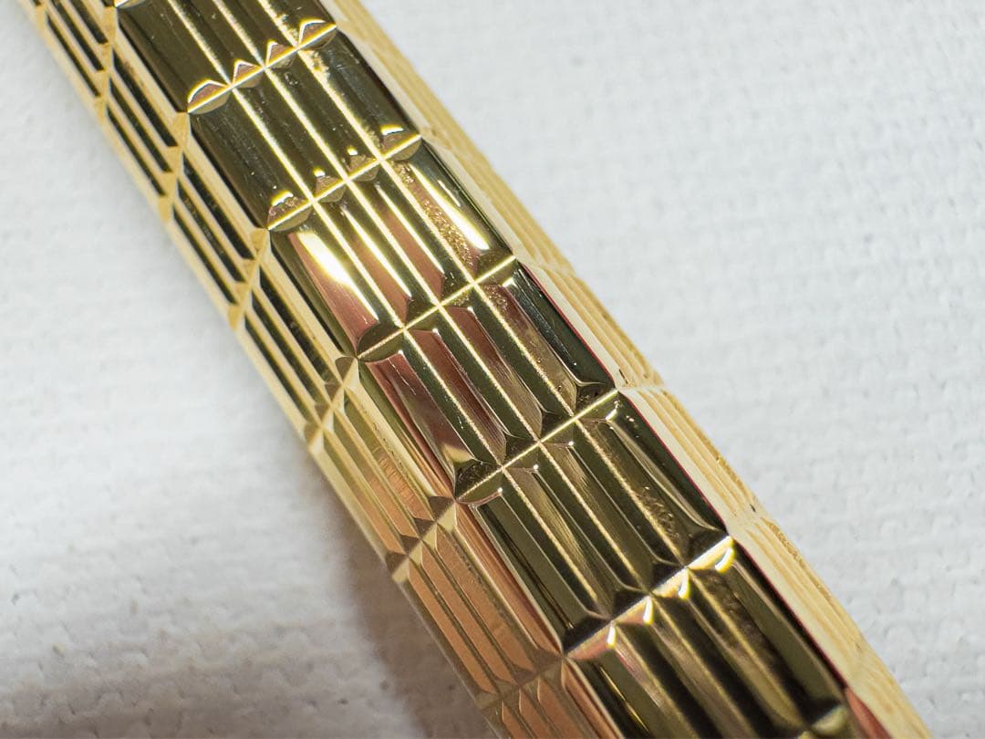 カランダッシュ エクリドール ライトゴールド 限定品　CARANDACHE