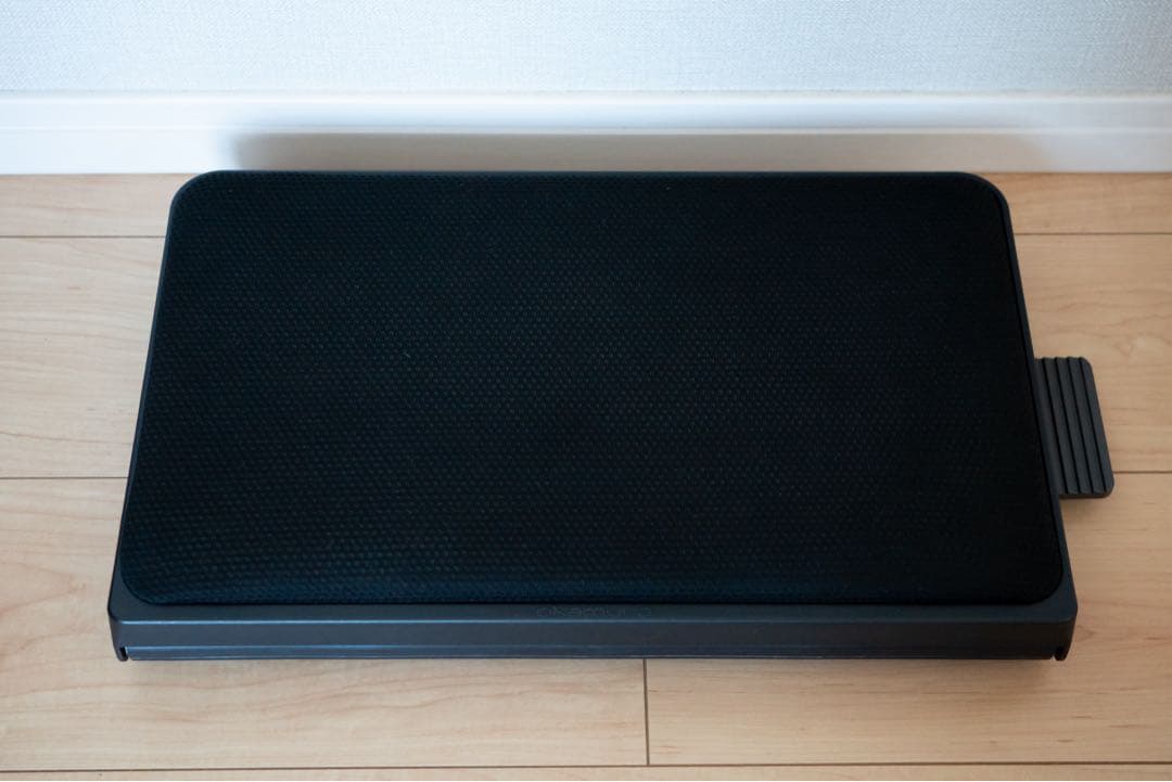 オカムラ ピエルポ フットレスト ブラック / Okamura Pierpo