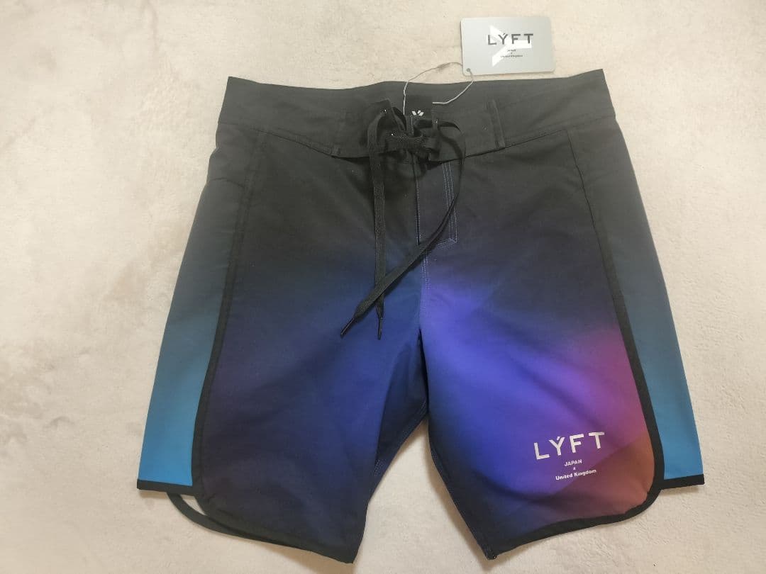 LYFT サーフパンツ Mサイズ カネキンモデルSPACE BLACK