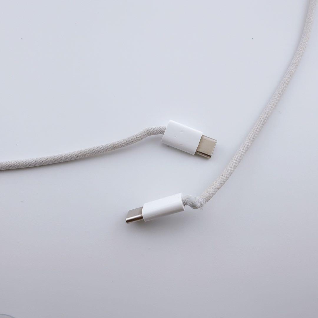 Apple iPhone 15Plus 128GBブラック 本体 充電ケーブル付