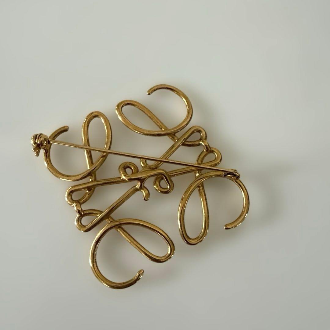 LOEWE ロエベ アナグラムブローチ ゴールド