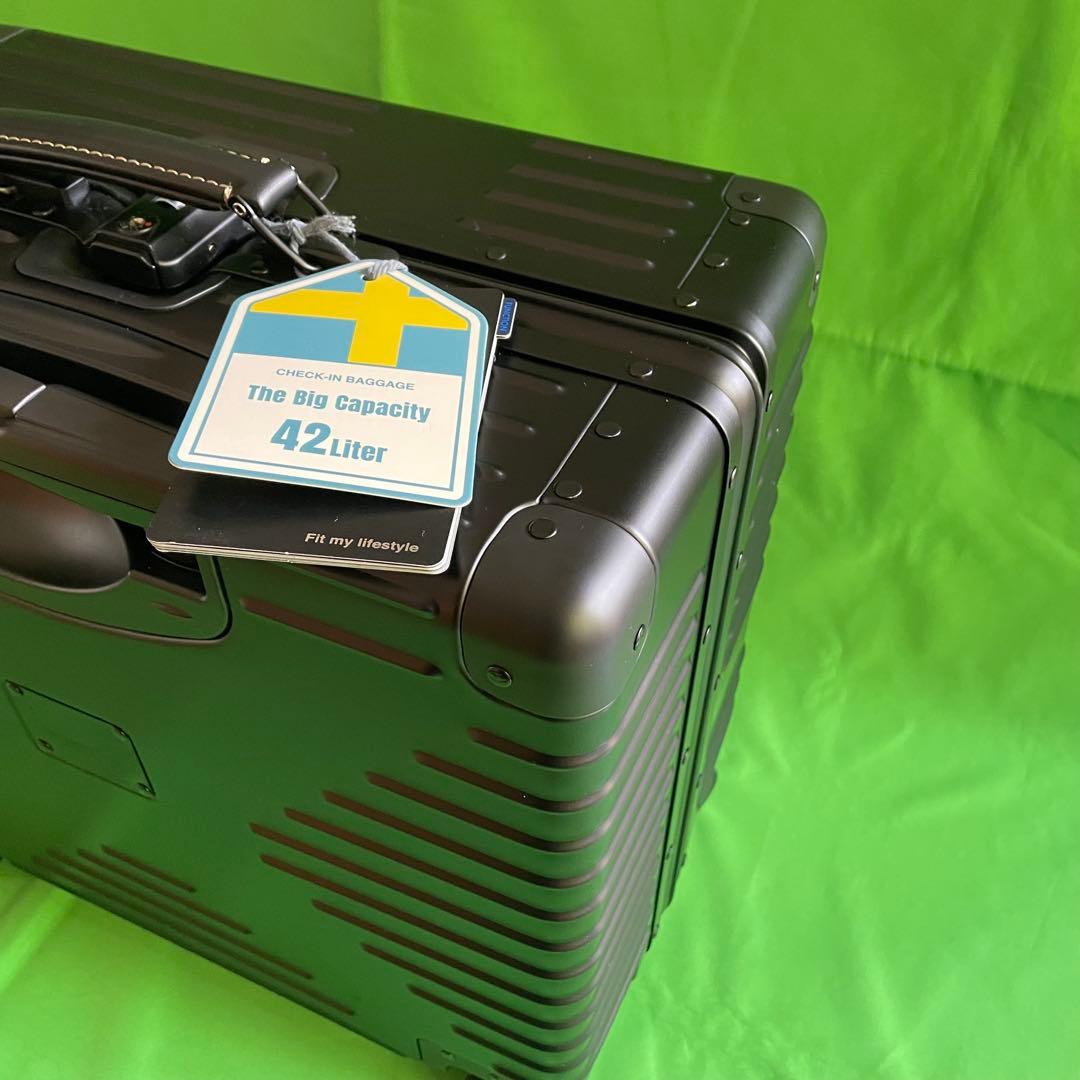 未使用innovator スーツケース INV1611 ステルスブラック 42L