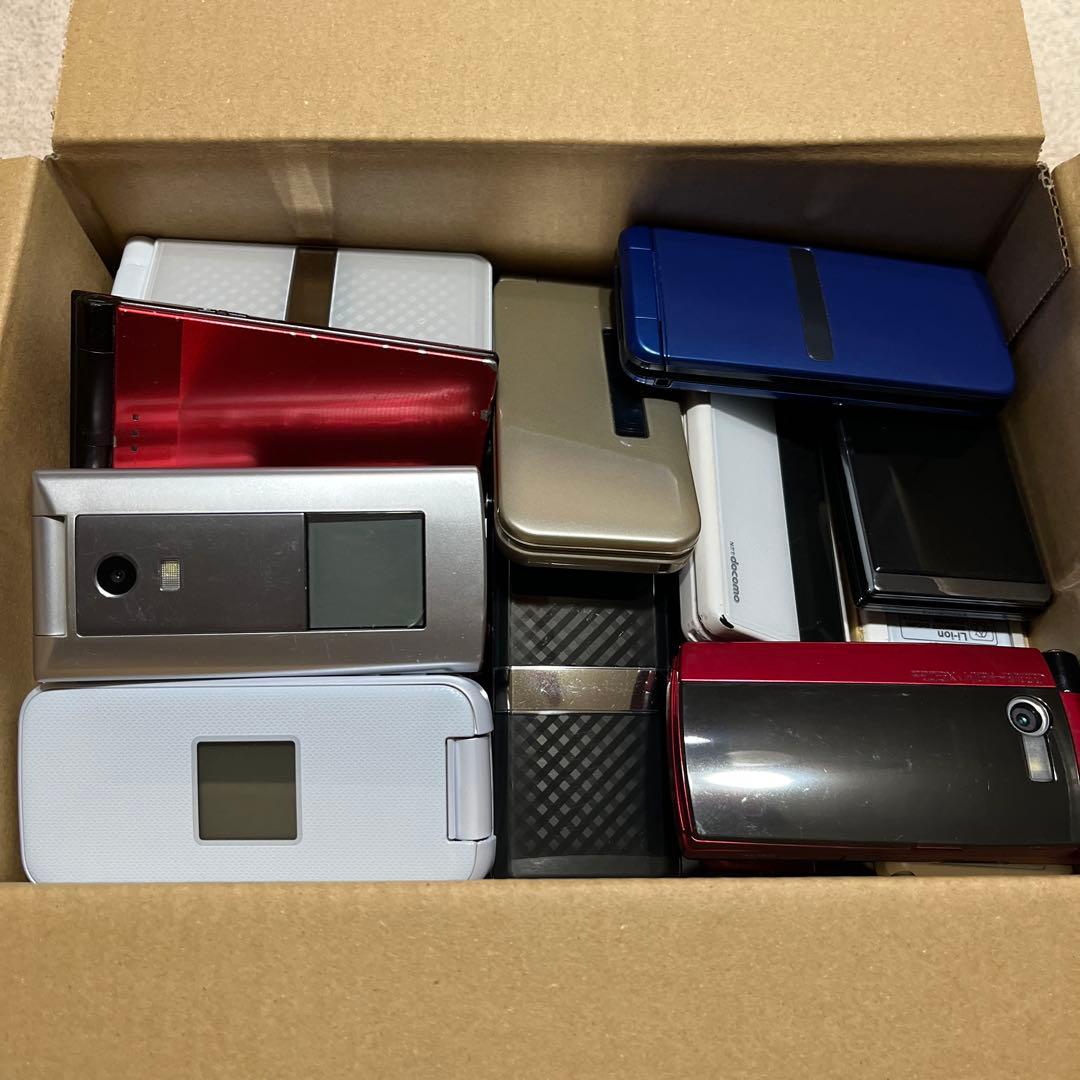 携帯電話（ガラケー）まとめ売り《ジャンク》