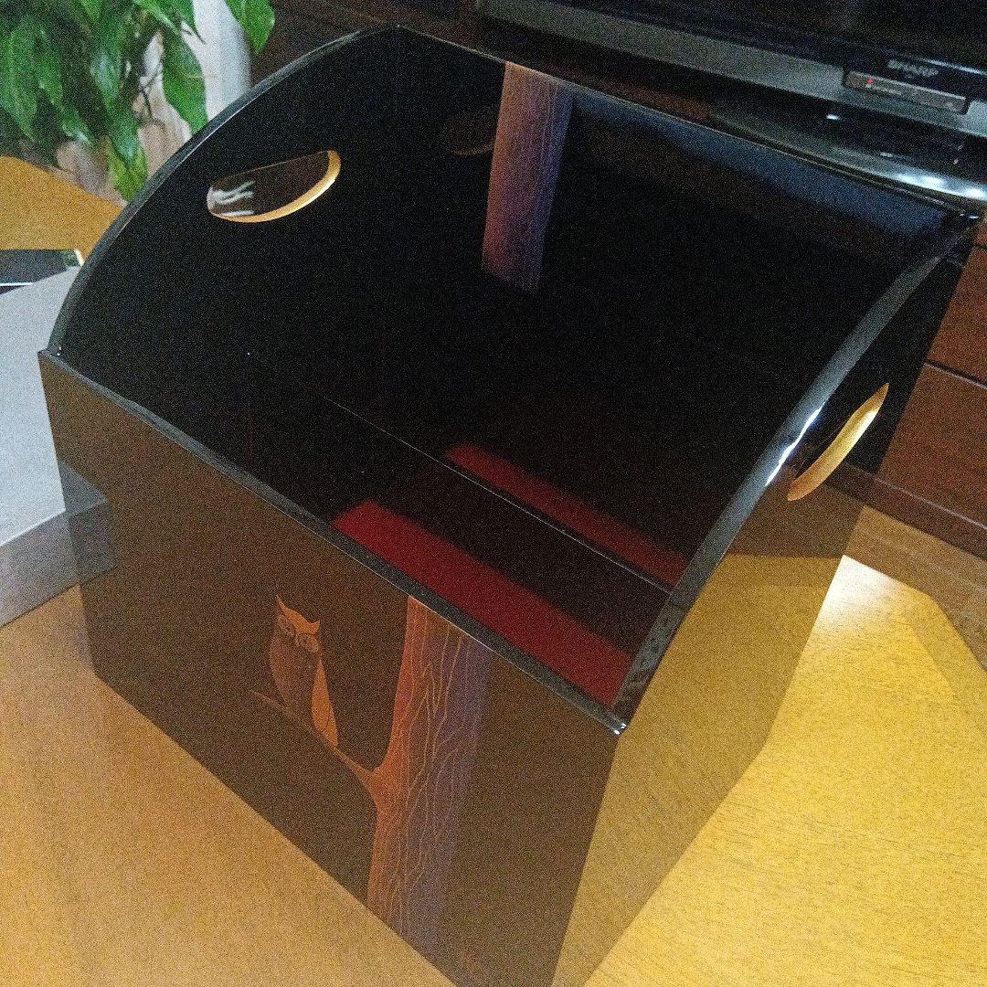 新しい彩　大生謹製　黒塗り　フクロウデザイン漆器収納　マガジンラック