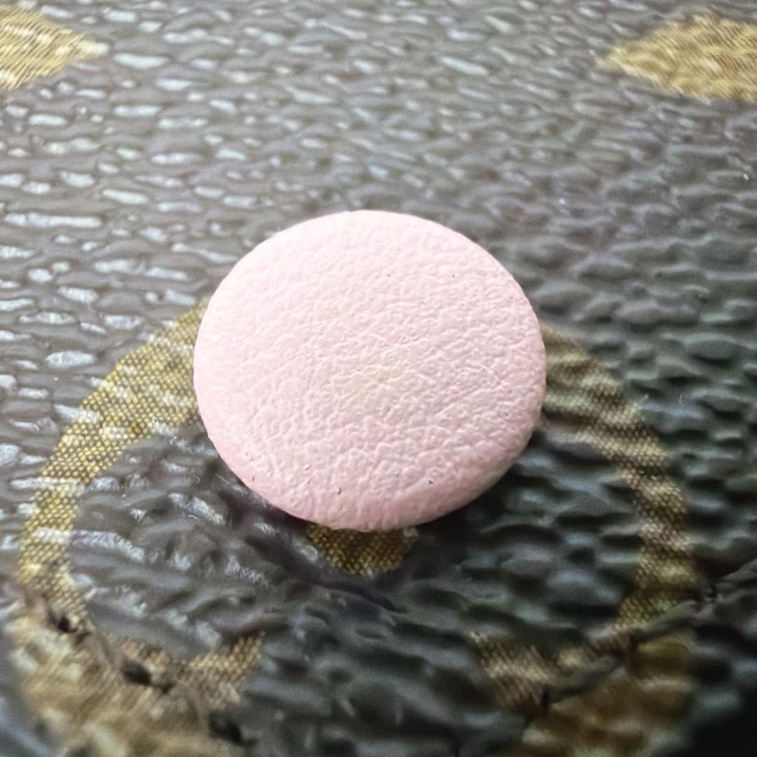 ルイヴィトン ポルトフォイユ・ヴィクトリーヌ 三つ折り財布 ローズバレリーヌ