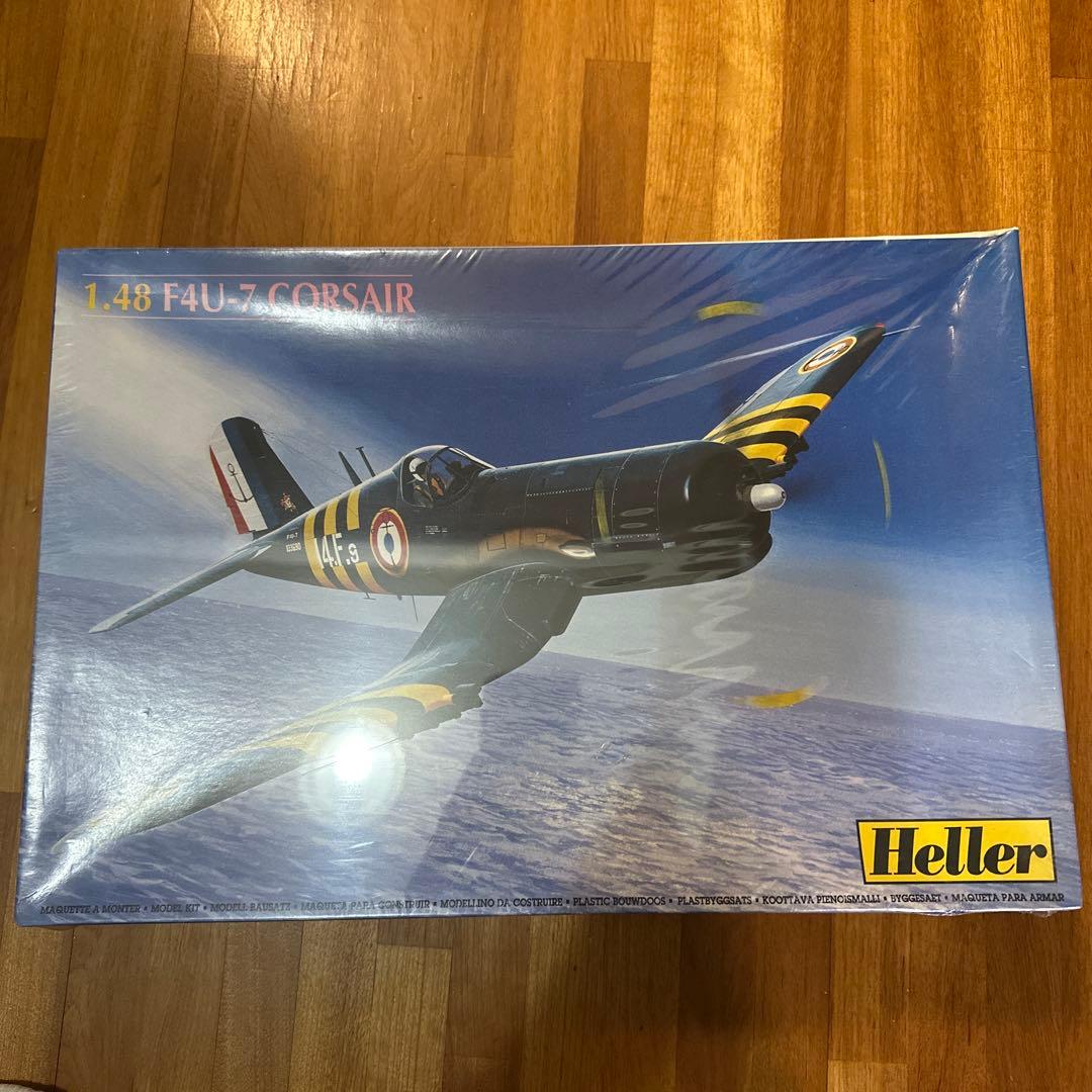 航空機・ヘリコプター Heller 1/48 F4U-7 Corsair