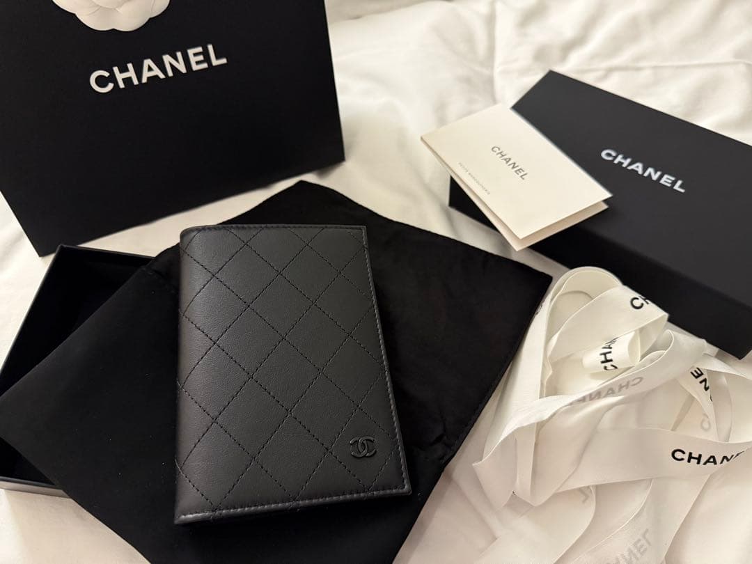 新品未使用　シャネル　パスポートケース　CHANEL 25C 超希少