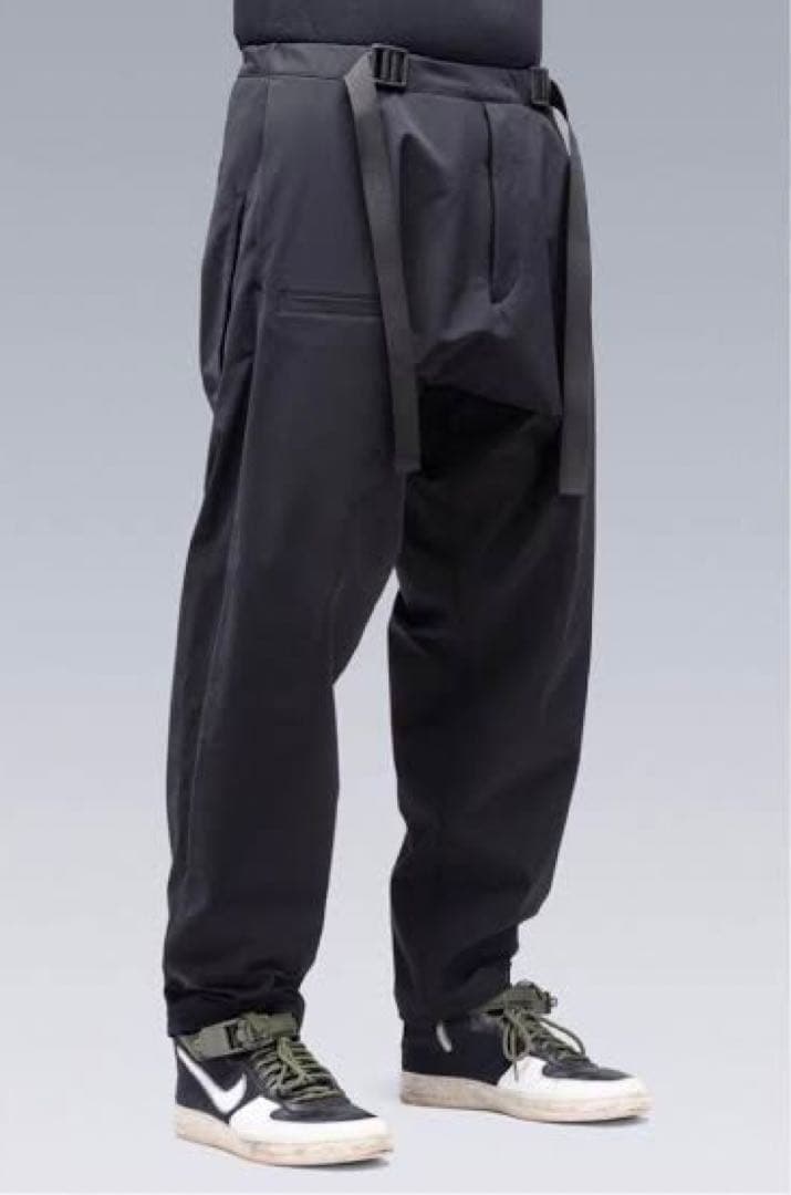 裕*様 ACRONYM アクロニウム P33-DS 超美品