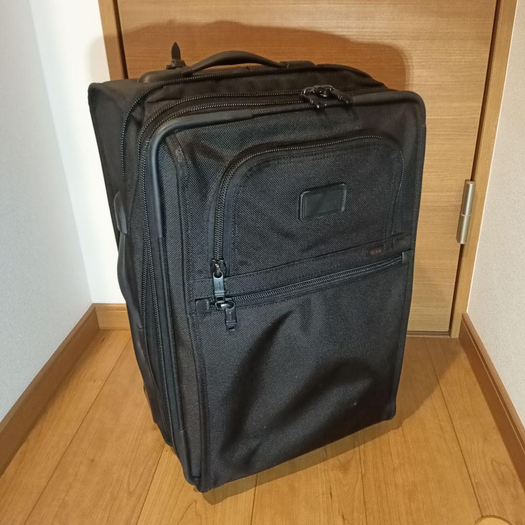 TUMI（トゥミ）キャリーケース　22020DH　32L(容量拡張可能）