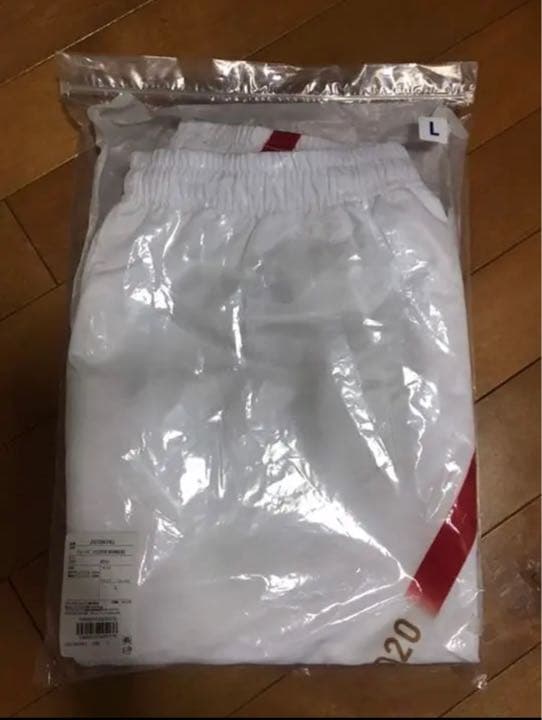 非売品　オリンピック聖火ランナー公式ユニホーム　ショートパンツ