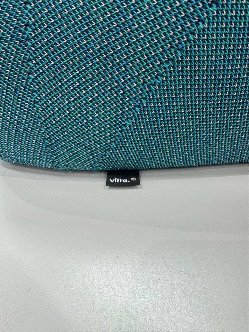 ヴィトラ レスティング ベア　カラー　ターコイズ