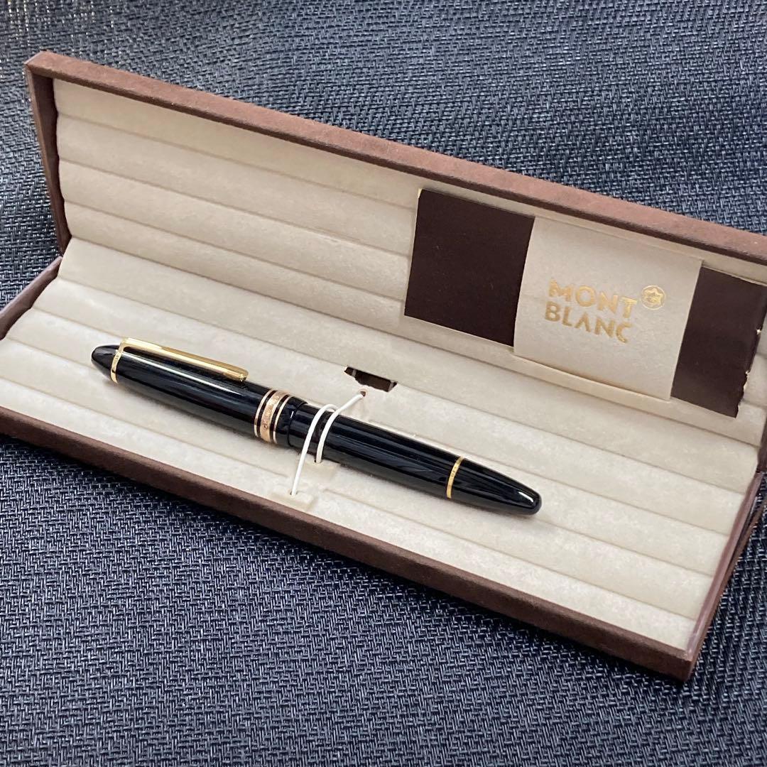 Montblanc モンブラン　万年筆 黒 専用ケース付き　146