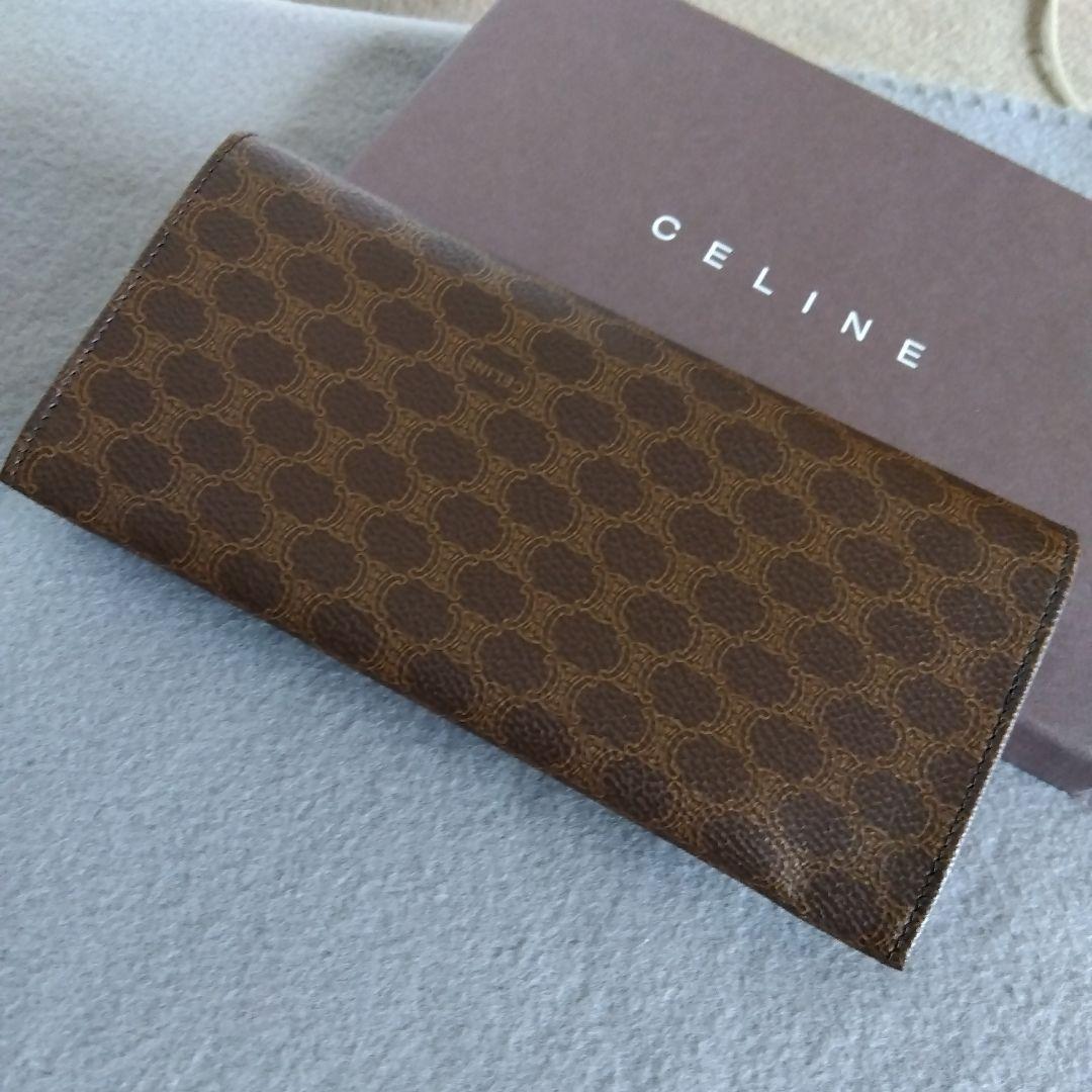 モンチッチ様　【未使用】セリーヌ　CELINE　マカダム柄　2つ折　長財布