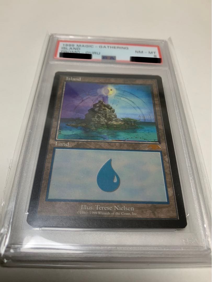 MTG Guruランド  島PSA8 NM-MT 鑑定結果画面あり