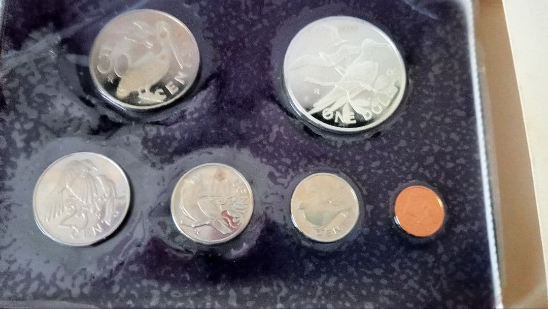 値下げ◎証明書付◎英領ヴァージン諸島 初公式貨幣◎新品未使用【送料込み】