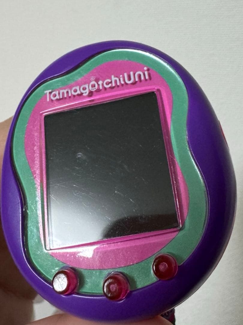 たまごっちuni 本体　付属品あり　可哀想に
